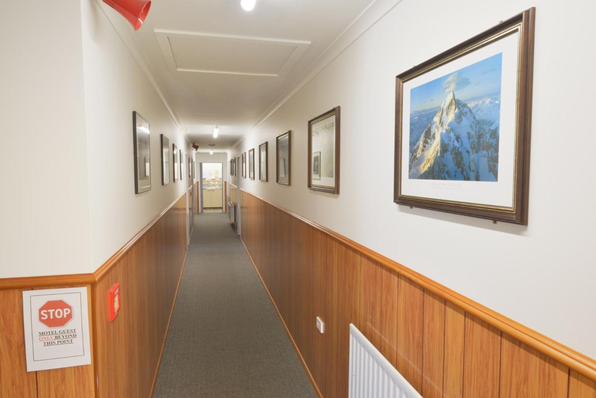 האסט Wilderness Motel Accommodation מראה חיצוני תמונה